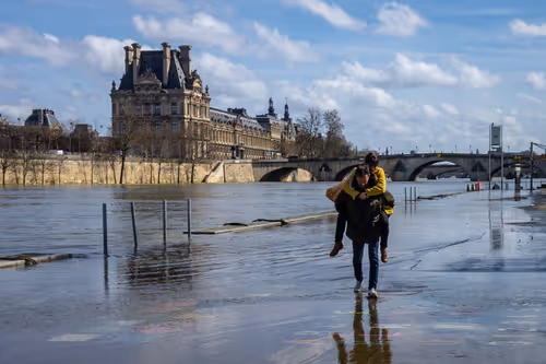 Item #113651607310681287143393539830575609119983817162322055336924101700546608496641 Media