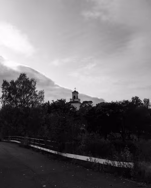 Item #18954319577998353253004349825961940133867291761371826571185822564923264204801 Media