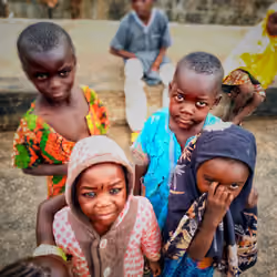 kids in the street 