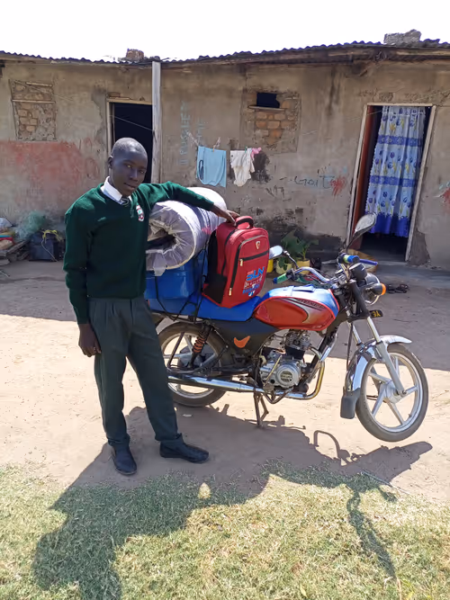 Item #94540594873627566214253693638695074369245433436911139179040268562450322817025 Media