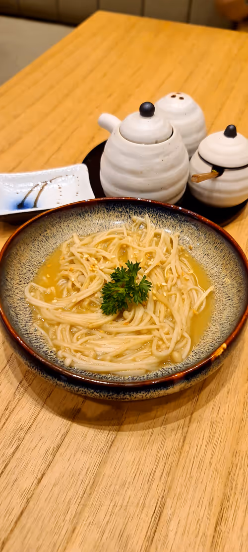 Item #45587486599812322055071502889889837694324180513747183771448819566502412812289 Media