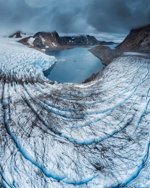 Item #59969087872528247593562305556961493003860374277083575615722774367523815030785 Media