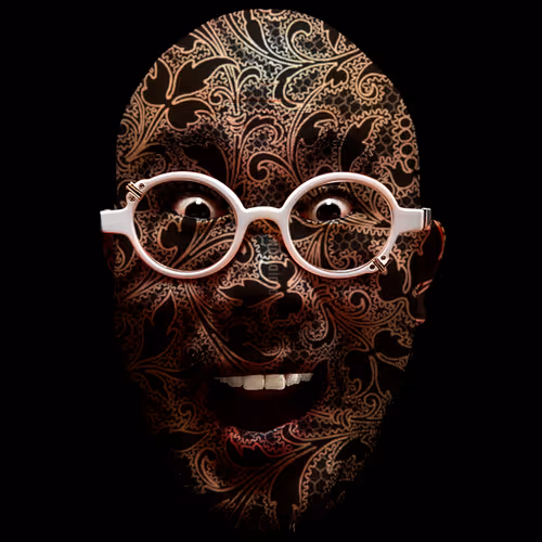 Item #90027293988038224220449632626584799523604618337544506490934227977068903137281 Media