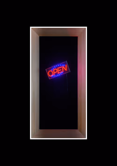 Item #43995633082092858593454325785838605378790666359437491880502641443989356544001 Media