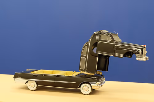 Item #41251186086553283124859871780854107275264440421495083959664522437957068521473 Media