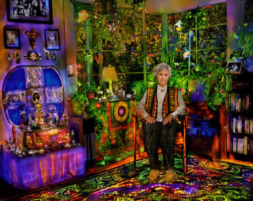 Item #109162157552346088047496633038404394118504199992061596446112929810738850037766 Media