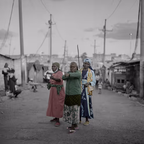 Item #109162157552346088047496633038404394118504199992061596446112929796445198876692 Media