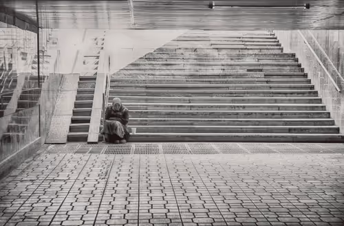 Item #82086394152813496729852745644400301310809698688948886085589871395532101910529 Media