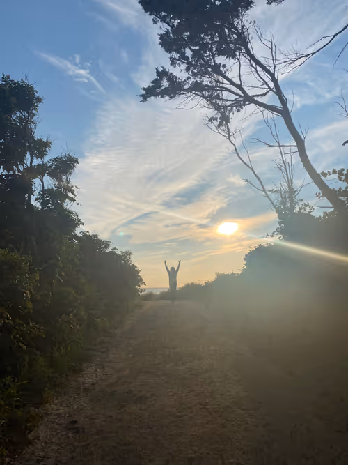 Item #107391124291737915079385019714928946076570633667249794579430759550073769558017 Media