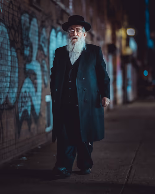 Item #44752229858710704547882990946217754742599991386574349955482480399419973828609 Media