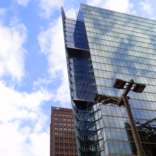 Item #34074302066752213715126654038462946332588047310136711959584651211429407358986 Media