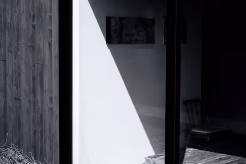 Item #59967187426684840308125755480147414158284983471661826941997092834942918852609 Media