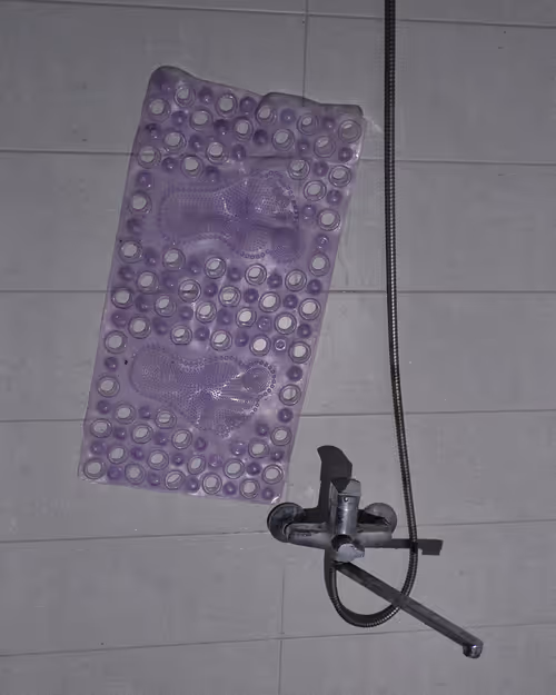 Item #57361419379542393174205584506151689654223604051561977823255905665936630218762 Media