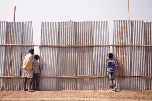 Item #14903448534982185836333129059607412223311433954982104222491105907017485647873 Media