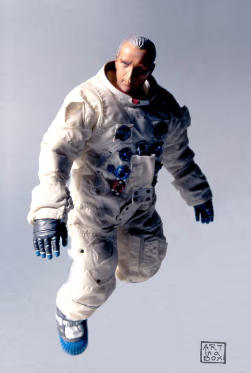 Item #90380672992202475239015169839091915844157024541880047458759325489059021717505 Media