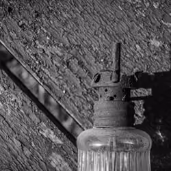 Oil lamp