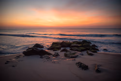 Item #35340250822902184013373152333078332064773952392072355094973720681130691133441 Media