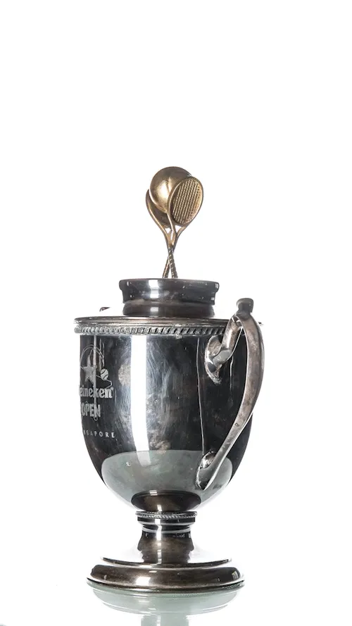 Item #26087002001308462808731020022105902128755068006072574101990426338829531086898 Media