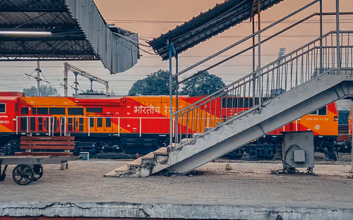 Item #27096896205072793537390130549094105159350559485671364885644222982598879608833 Media