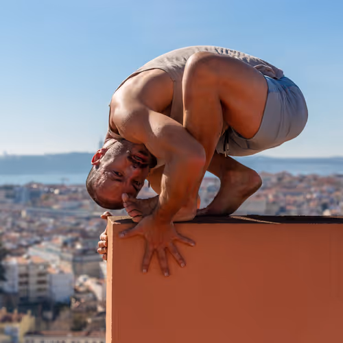 Dancers On Rooftops