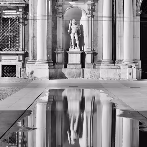 40449787652065743018640773044495240111019622512701765753694832865313371979777