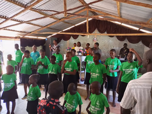 Item #94540594873627566214253693638695074369245433436911139179040268639416136761345 Media