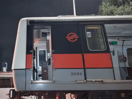 Item #11772158299860598059635981857822942558920084481603702245382386118307027615745 Media