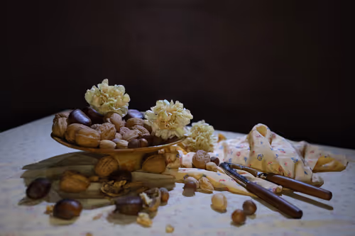 Item #89907656702044614453321074325488619524252991044225286845467716142069687779329 Media