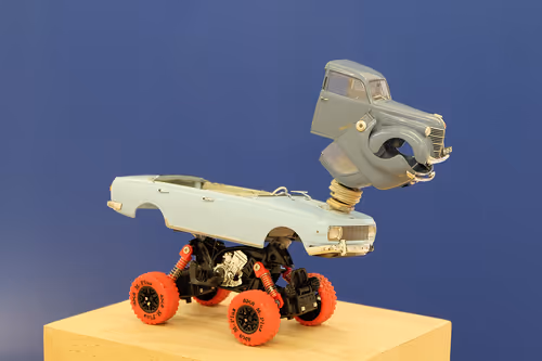 Item #41251186086553283124859871780854107275264440421495083959664522443454626660353 Media