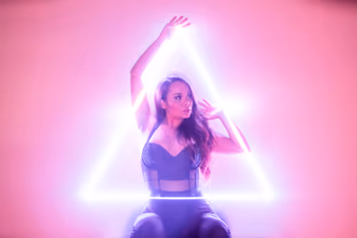 Item #53254188812506042748780378763073713182993808610726528958428538056505678626817 Media