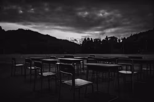 Item #49129412008169772786986690209537281524902027925806806199562930626675607601153 Media