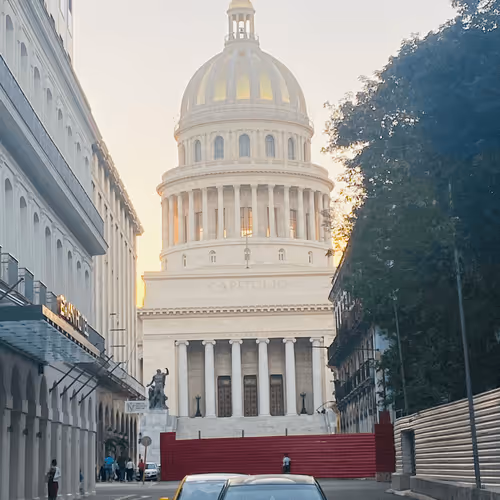 Bey_Anjail Collection