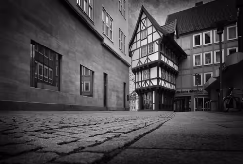 Item #40160686583094733528677484039903516258611509642019211679321071315433189015553 Media