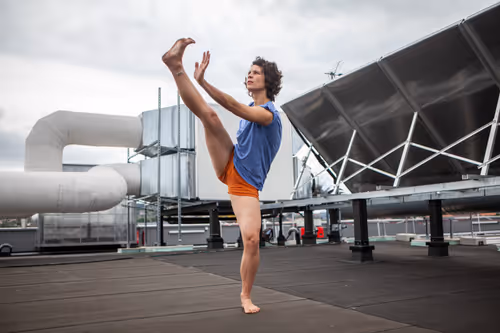 Item #94745967520971096604057728122660795152210802931068623242205408408385729069057 Media