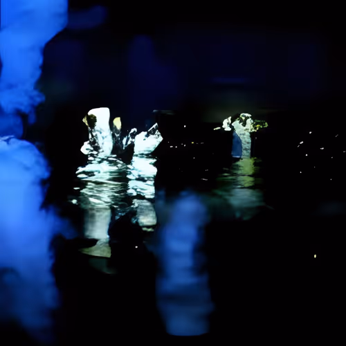 Item #23541141904947377299598821745542736194742767949149984369295426789977173786625 Media