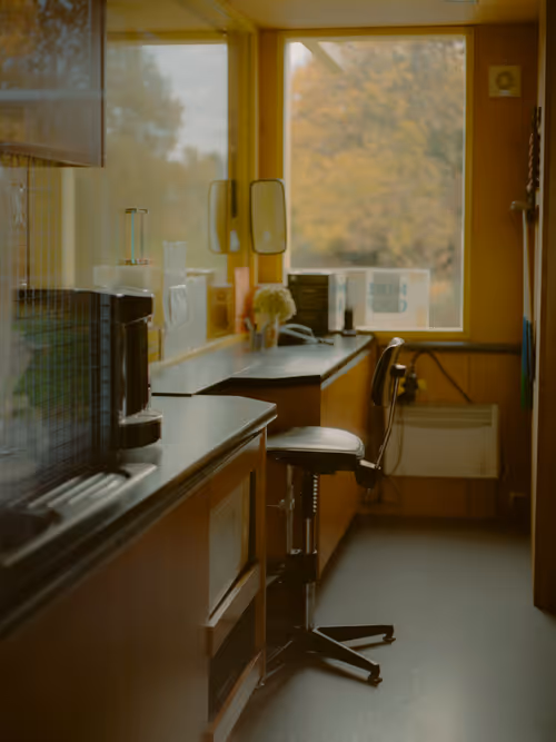 Item #86971918165072158782277371317872042949558598039466230043701204777484544901121 Media