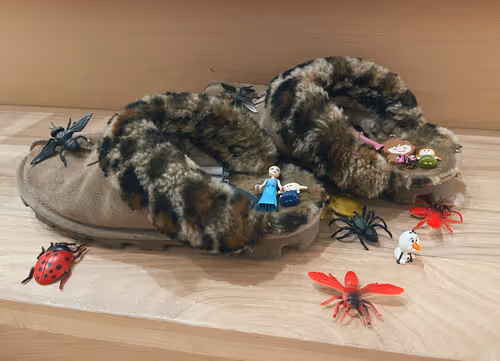 Item #62437439308456912945506612413278711304465204586047969314274856153559274094593 Media