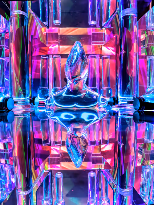 Item #96411404270411630011805465829937472202791055188445154106171930265597671112705 Media