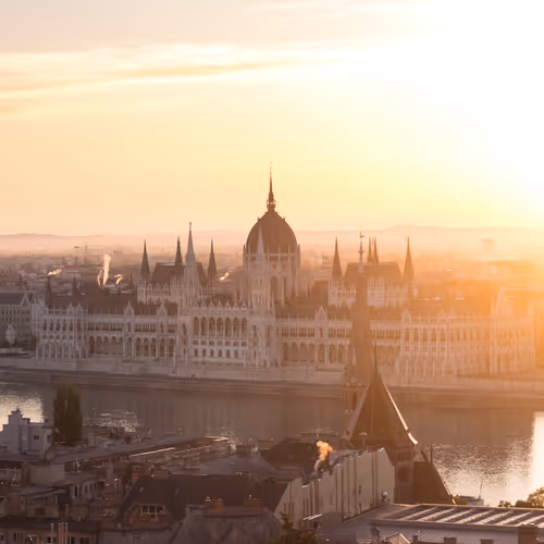 The Artist's Cut #4 - Sunrise in Budapest