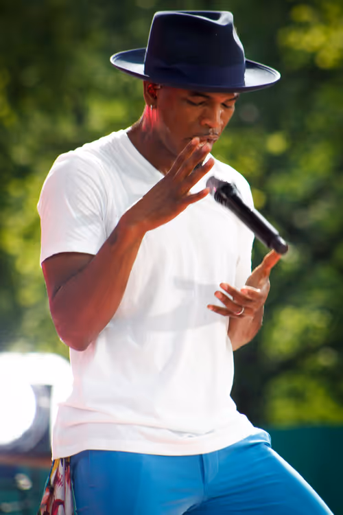 Item #90254399067794711823280184549708301618721279561402644462924405914122791682049 Media