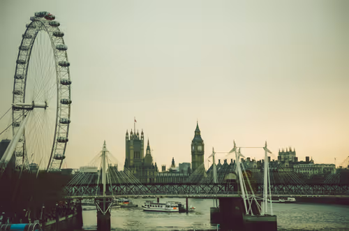 Item #43510673518865722071852974140045267227377703684742026118678099369369547046913 Media