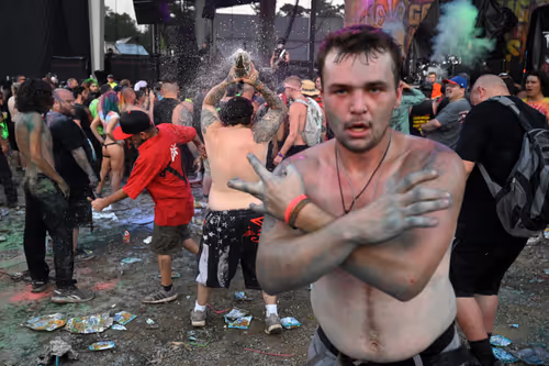 Item #44342675961109375462989417905387760220249458384552523538214946716190723014657 Media