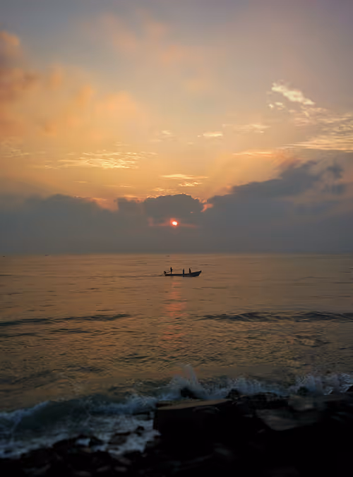 Item #11108585088996268500015345395682222716748547435027912947663154252273674092545 Media