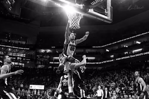 Item #88207903319044114138828574668233581092866410897349003518169250179880518156289 Media