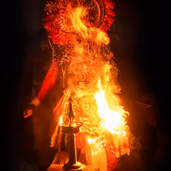 Theeyaattam-തീയാട്ട്