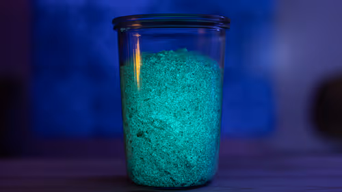 Item #10523387439919359819614962574920529005735130662568673363953420027214409236481 Media