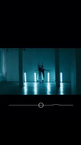 Item #25497950084472149158223983765812872381099777475617920321755067773452969574410 Media