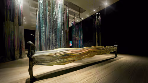 Item #35230388022037364164220261634776403418841821672142026948315187066233637830657 Media