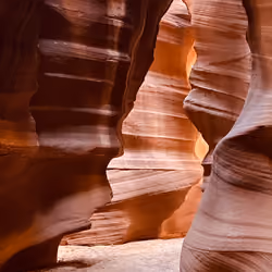 antelope_canyon#tádiin dóó ba’aan hastą́ą́