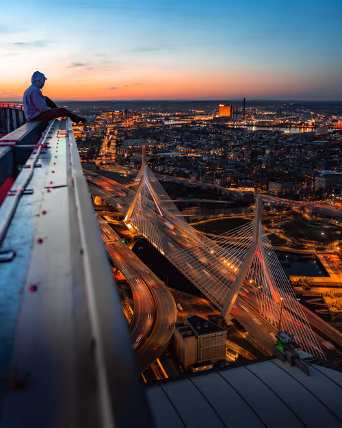 Item #20683655856909244943666558702456579752991818578261390304519587094038931570689 Media